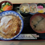 大橋町 野村屋 - カツ丼（800円）