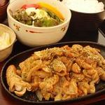 ふじの食堂 - ホルモン定食