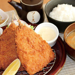 満天食堂 - 自家製タルタルソースで食べるサクサクあじフライ定食