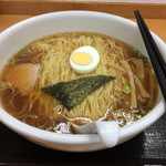 らーめんどんぐり - らーめん、750円。