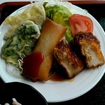 オーモリラーメン - 定食のおかず