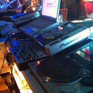 カフェ バー レイズ_2