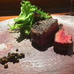 TACUBO - 十勝田窪牛の薪火焼きとハーブサラダ