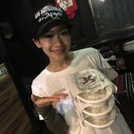 鶏料理居酒屋 TORIBIAN - ミクミクカレー成賀くるみ店長お届け。