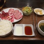 みつやま - 欲張り定食