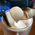 みんなのコーヒー - 甘いホイップクリーム