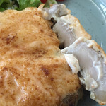 日の隈カンツリークラブ - 鶏肉の厚みは こんなん