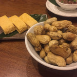 Murasaki - 茹で落花生と厚焼き玉子