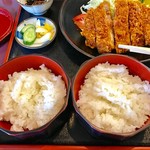 とんかつ梅乃家 - ご飯は大盛ですと何と！二つ付きます【料理】 