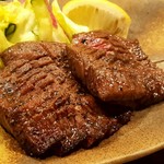 肉割烹 牛弁慶 - 生タン炭火焼き