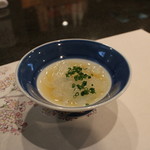 アナゴの稚魚（のれそれ）