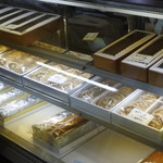 朝日軒本舗 - 店内の様子