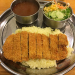 タージマハール - カツカレー辛口大がけ:1200円