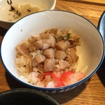 風鈴屋 - 皿そばランチ950円のミニ豚丼に小柱で味変