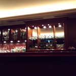 アピシウス - 待合室のバーカウンター