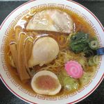 恵庭 おとん食堂 - 小鳩ラーメンのアップ