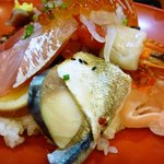 魚座屋 - 海鮮丼