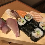 Sushi Izakaya Yataizushi - 