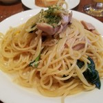 Ｌａ　Ｓｐａｚｉｏ - やわらか鳥モモ肉のベジタブルクリームスパゲティ