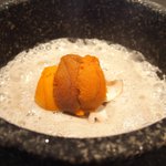 クラフタル - ランチコース 8316円 の鱈の白子、雲丹の石鍋沸騰マッシュルームソース仕立て