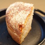 クラフタル - ランチコース 8316円 の全粒粉のパン