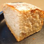 クラフタル - ランチコース 8316円 の全粒粉のパン