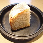 クラフタル - ランチコース 8316円 の全粒粉のパン