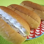 グリドン - 2017年3月：ピーナッツコッペ(\220)、ラムレーズンコッペ(\240)、コーヒーあんこコッペ