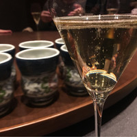 茶禅華 - オイリー。泡粗め。