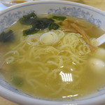 ぎょうざの満洲 - 塩ラーメン