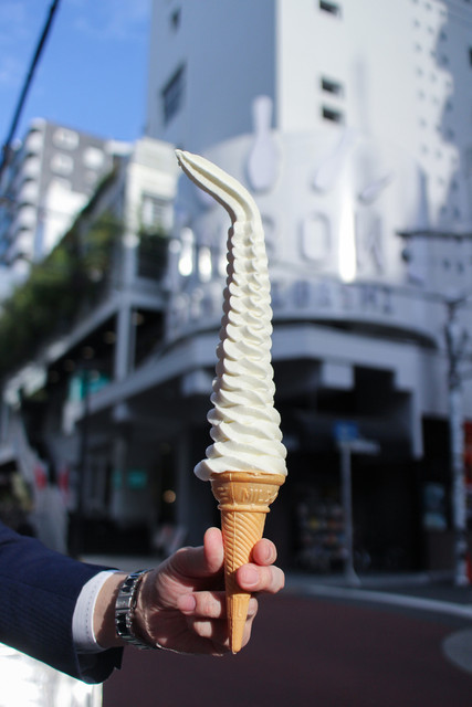 Long Softcream アメリカ村店 ロングソフトクリーム 旧店名 Pop Sweet 四ツ橋 ソフトクリーム 食べログ