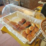 ラガール - 朝食バイキング。パン