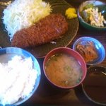 とんかつ小山 - とんかつ定食（1365円）