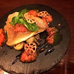 OUI - 天然真鯛のポワレ ケッカソース