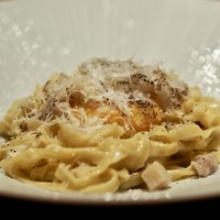 RESTAURANT hidamarino - 自家製ベーコンのカルボナーラ