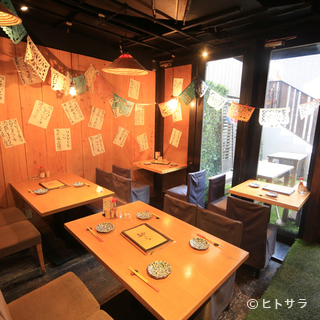 A wide variety of Okinawan dishes and drinks that the whole family can enjoy