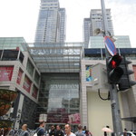 Mercato  - 巨大モール、パビリオン