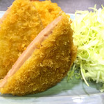 Teshigotoya Fukurou - ハムカツ(昔懐かしいハムカツ2枚)　950円