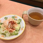 Saizeriya - サラダとスープ