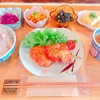 食堂たんと