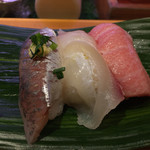 ひょうたん寿司 - アジ、大トロ