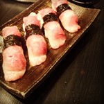 Nakamiya Honten - お肉のお寿司！！最高に美味い。