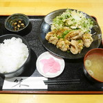 koshitsuwashokunikubaruyu-yakeya - 油淋鶏定食￥７００（クーポン割引・通常￥800）
