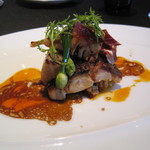 ラ ターブル ドゥ ジョエル・ロブション - 活イサキのソテー 国産竹の子のグリエとデュクセルのコンビネーション イベリコの生ハムをあしらって