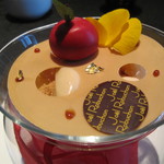 ラ ターブル ドゥ ジョエル・ロブション - ポム キャラメリゼとそのジュレ、アールグレイのムースとタタンのソルベを添えて