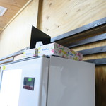 ラーメン二郎  - 券売機上のティッシュ