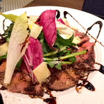 創作イタリアン Gemelli - 牛ランプ肉のタリアータ バルサミコ酢ソース