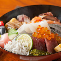 海鮮丼