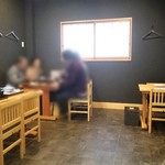 うなみ - 店内