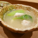 虎白 - アイナメ、スナップエンドウをかぶの出汁で